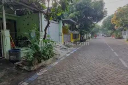 Dijual Rumah di Tropodo Sidoarjo, Nego Siap Huni