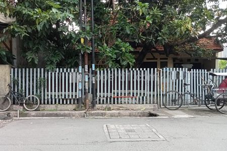 Dijual Rumah di Raya Bendul Merisi Surabaya Selatan