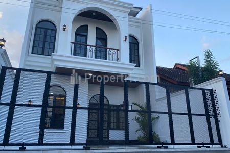 Dijual Rumah Modern Minimalis 2 Lantai Seputar Tajem, Maguwoharjo, Sleman, Yogyakarta