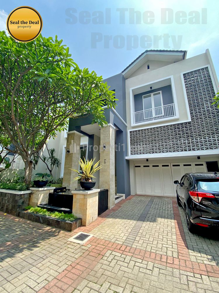 Disewakan Compound House di Area Kemang Jakarta Selatan STD479