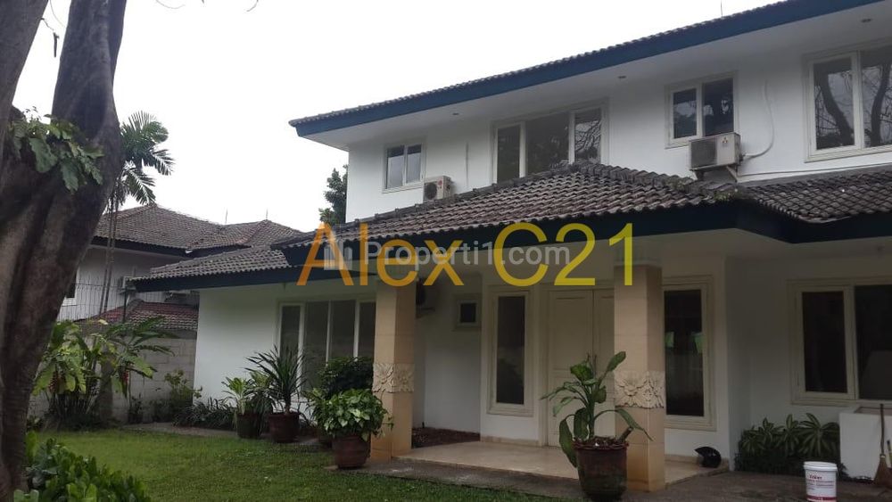 Dijual / Disewakan Rumah Mewah + Swimming Pool di Jl. Ampera, Cilandak Tim., Pasar Minggu, Jakarta Selatan