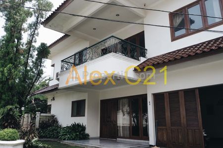 Dijual Rumah Mewah + Swimming Pool di Ampera, Cilandak Timur, Pasar Minggu, Jakarta Selatan