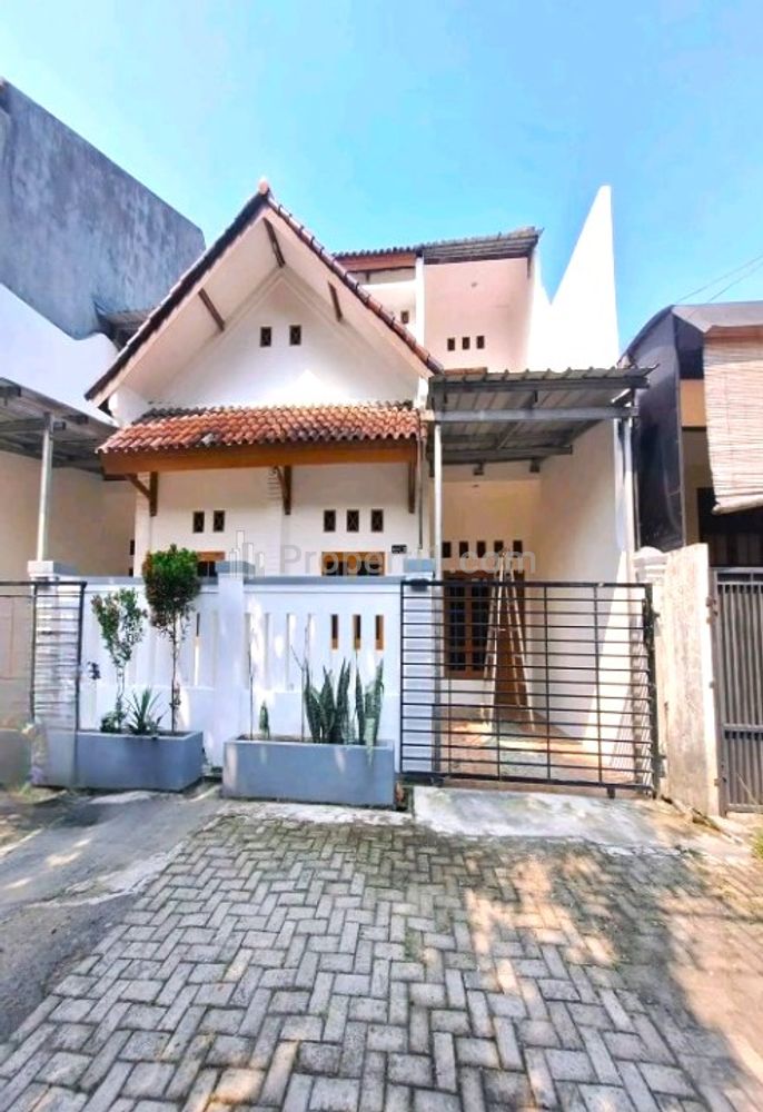 Dijual Rumah Murah 2 Lantai di Ciomas Siap Huni, Dekat Stasiun Bogor