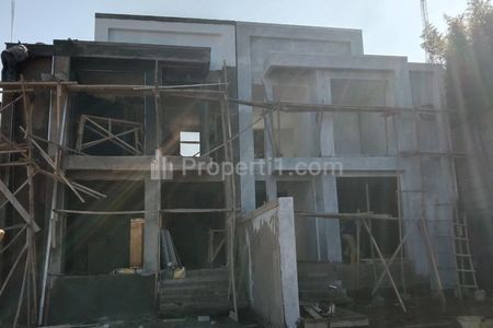 Jual Rumah 2 Lantai Bisa KPR, Fasilitas Premium, Aman, City View di Cisarua Bandung Barat