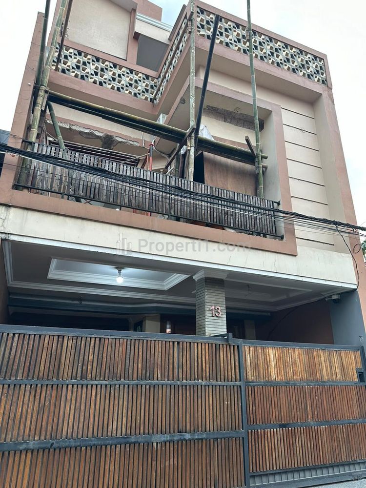 Dijual Rumah di Pondok Bambu Jakarta Timur