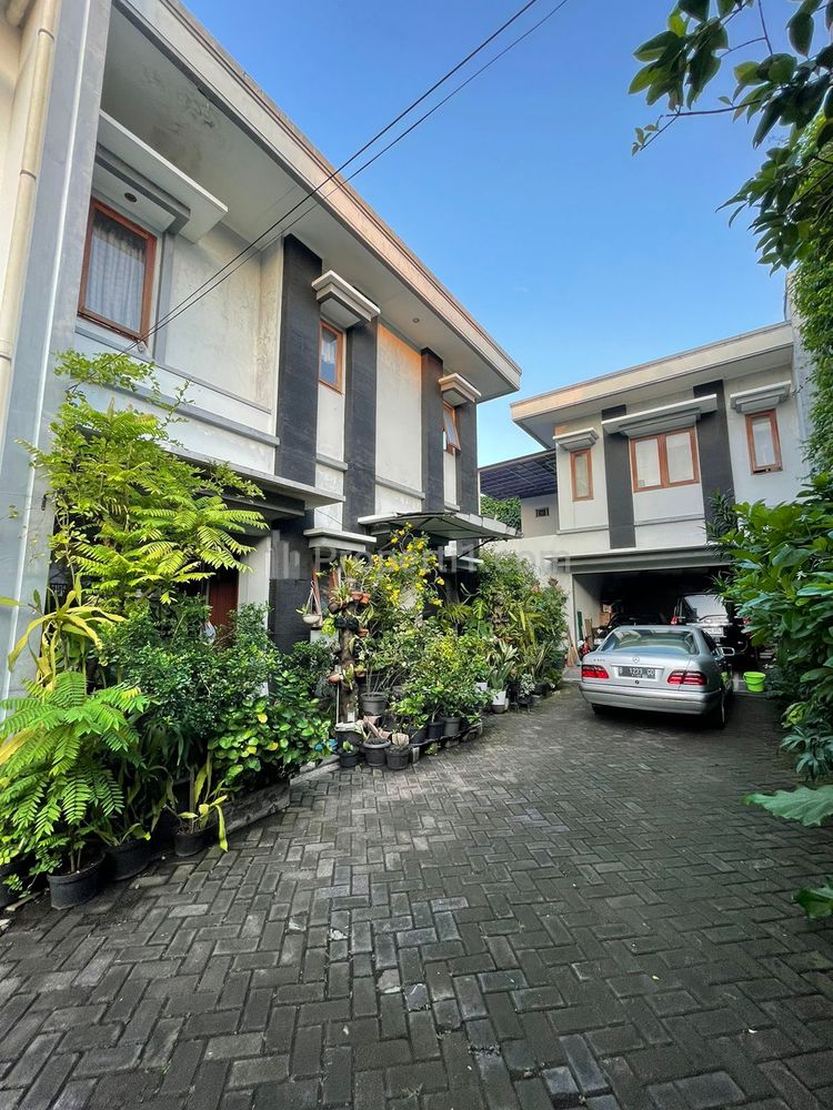 Jual Rumah Siap Huni di Kemang, Kolam Renang, Akses Jalan Lebar, Strategis, Dekat Ampera, TB Simatupang, Kec. Mampang Prapatan, Jakarta Selatan