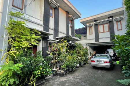 Jual Rumah Siap Huni di Kemang, Kolam Renang, Akses Jalan Lebar, Strategis, Dekat Ampera, TB Simatupang, Kec. Mampang Prapatan, Jakarta Selatan