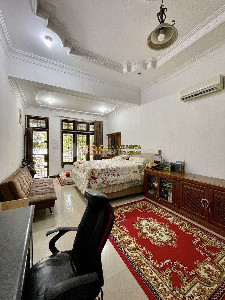TURUN HARGA! DIJUAL CEPAT! Dijual Rumah 2 Tingkat Siap Huni di Jalan Taut (Dekat Jalan Pancing) - Medan