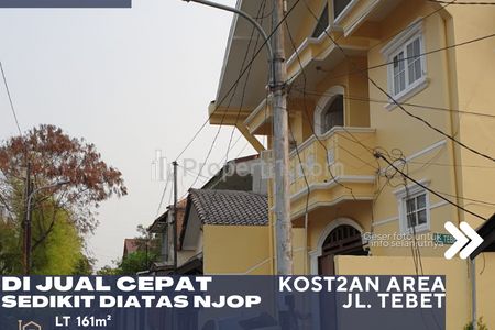 Dijual Rumah Kost-kostan Lokasi Strategis 2 Lantai Harga Sedikit di Atas NJOP di Tebet, Jakarta Selatan
