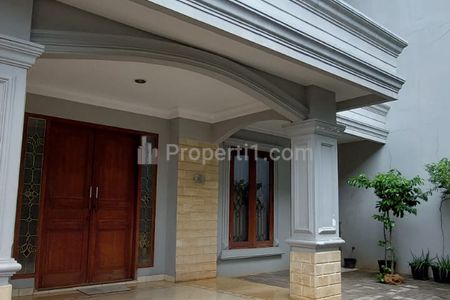 Jual Rumah Mewah Strategis di Pluit Karang Utara Jakarta Utara