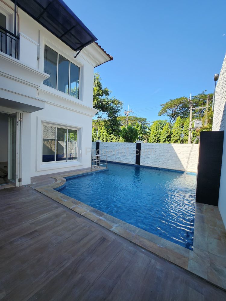 Kolam Renang
