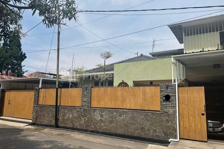 Dijual Rumah Besar di Bawah Harga Pasar di Sulaksana Bandung