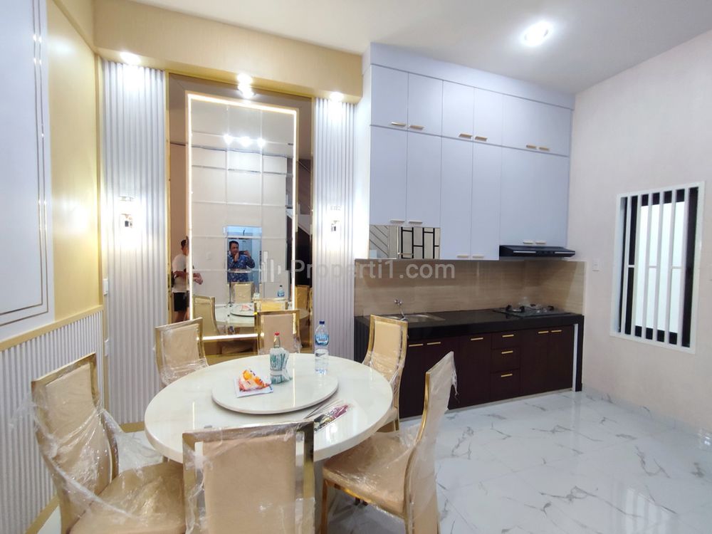 Dijual Rumah di Berjaya Mansion - Jalan Pendidikan, Medan