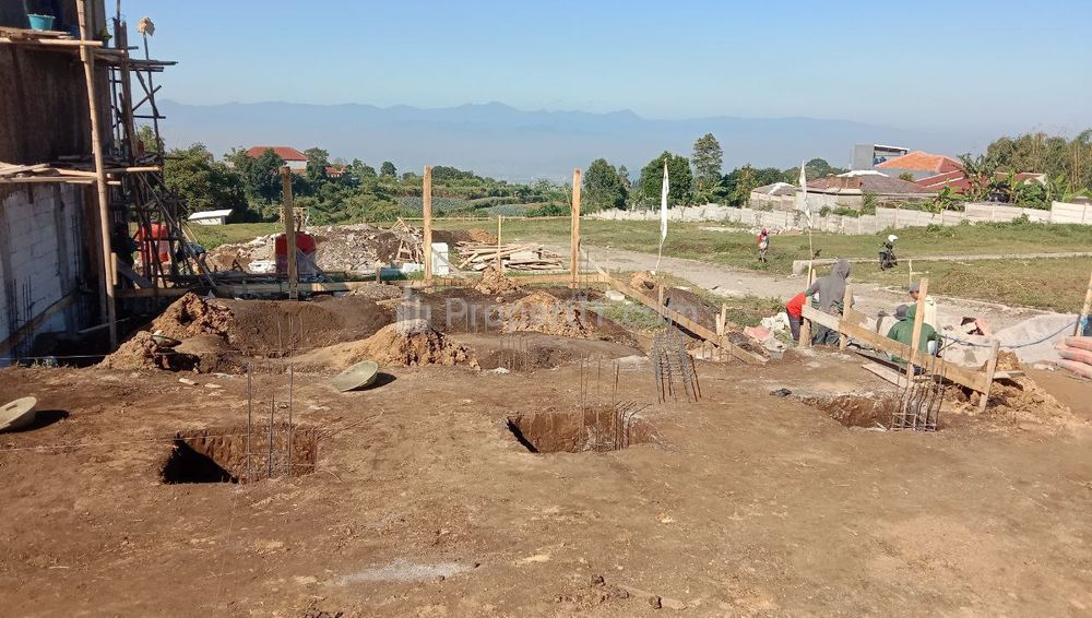 Yakin Betah, Jual Hunian City View Sejuk Strategis Harga Promo di Cisarua Bandung