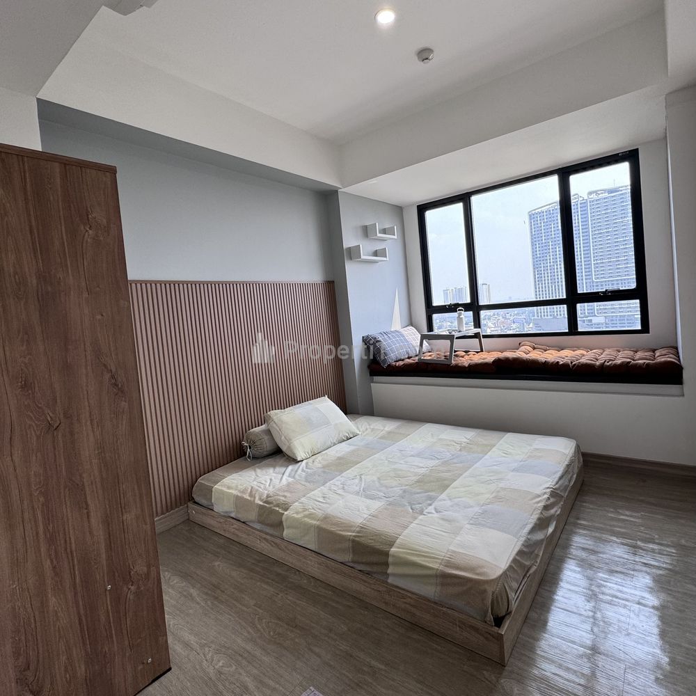 Disewakan Murah & Bersih Apartemen Collins Boulevard Serpong - Studio Full Furnish