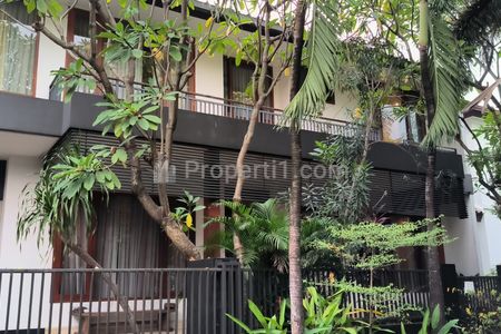 Jual Rumah Siap Huni Mewah Murah di Dukuh Patra Kuningan, Lingkungan Elit, Dekat Gatot Subroto, Pancoran, Kec. Tebet, Jakarta Selatan