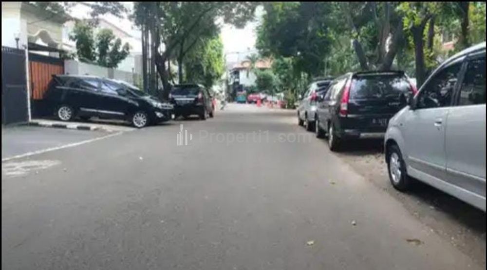 Dijual Rumah di Tanjung Duren Dalam Jakarta Barat Nego