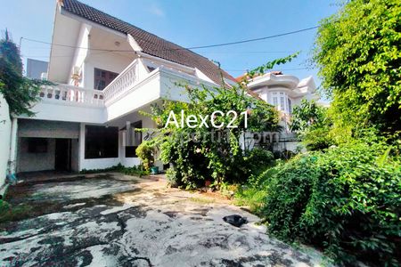 Disewakan / Dijual Rumah Siap Huni (Bisa untuk Kantor) di Area Cipete, Cilandak Barat, Jakarta Selatan