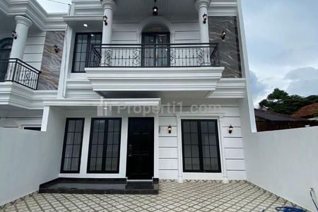 Dijual Rumah Mewah Dalam Cluster di Jakarta Selatan, Dekat Tol Andara 3 Bedroom