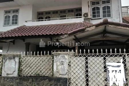 Dijual Rumah 2 Lantai BU di Pejaten, Jakarta Selatan