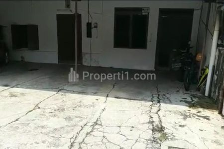 Jual Rumah di Pekojan Jakarta Barat, Lokasi Strategis Pinggir Jalan Parkir Dalam Luas Cocok untuk Tempat Usaha atau Kos