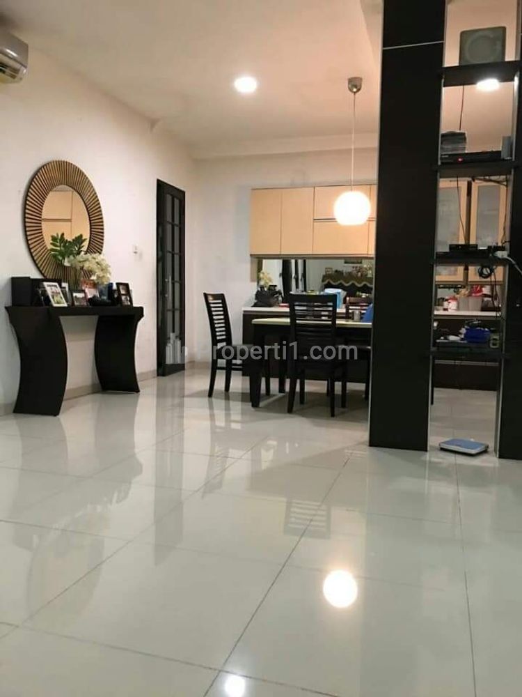 Dijual Rumah Mewah Siap Huni di Lippo Village Karawaci, Tangerang