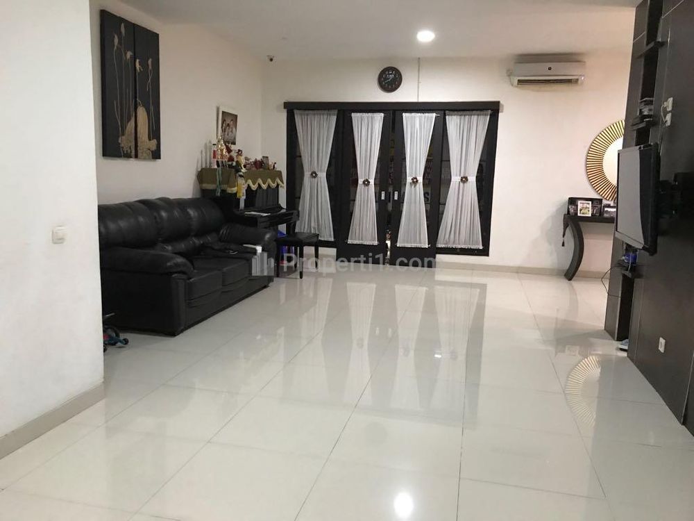 Dijual Rumah Mewah Siap Huni di Lippo Village Karawaci, Tangerang