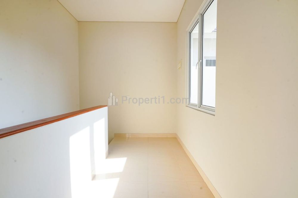 Dijual Rumah 2 Lantai Siap Huni 3 Kamar Tidur di Vanya Park BSD City Tangsel