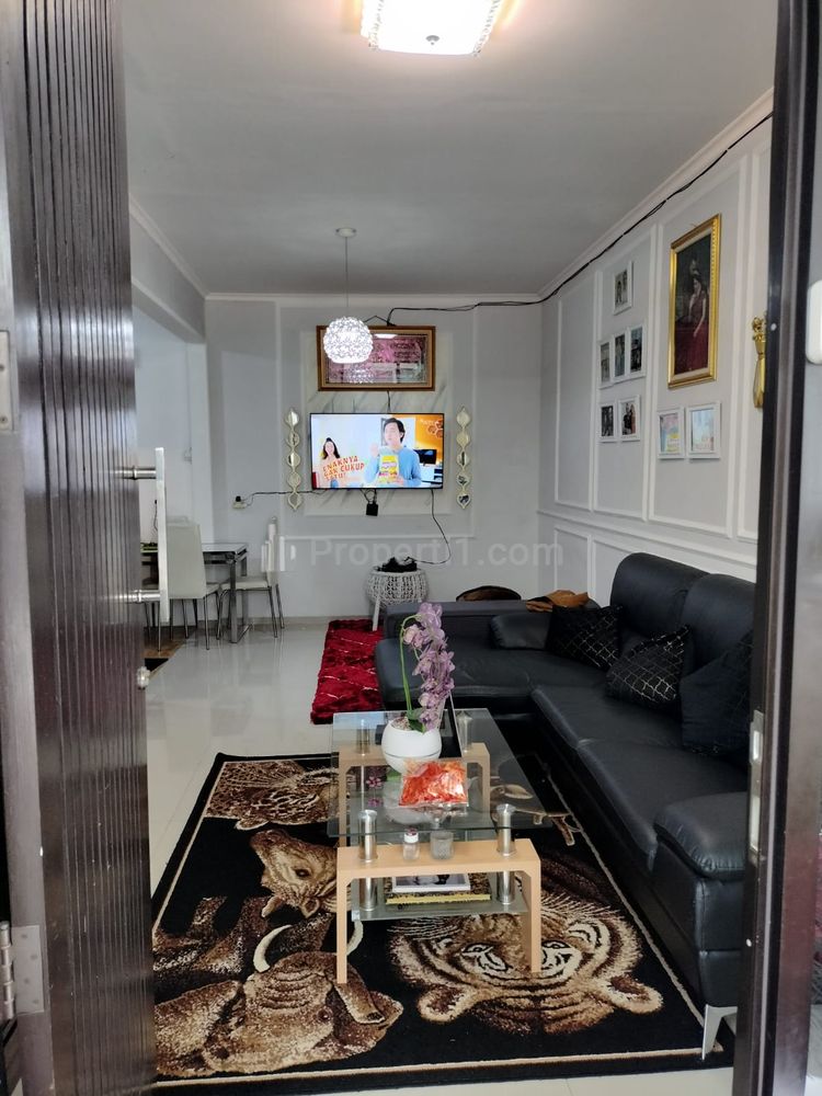 Dijual Rumah Bagus Minimalis Furnished di Bintaro Pondok Aren Tangerang