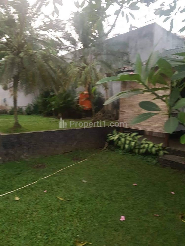 Jual Rumah Besar Luas 1431 m2 Murah Bawah NJOP di Raya Kebagusan, Dekat TB Simatupang, Lenteng Agung, Jagakarsa, Jakarta Selatan
