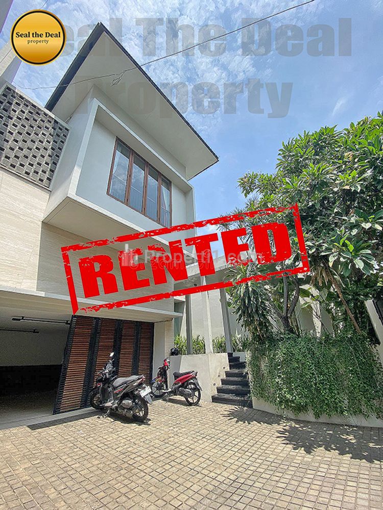 Disewakan Cepat Rumah di Area Kemang Jakarta Selatan STD480