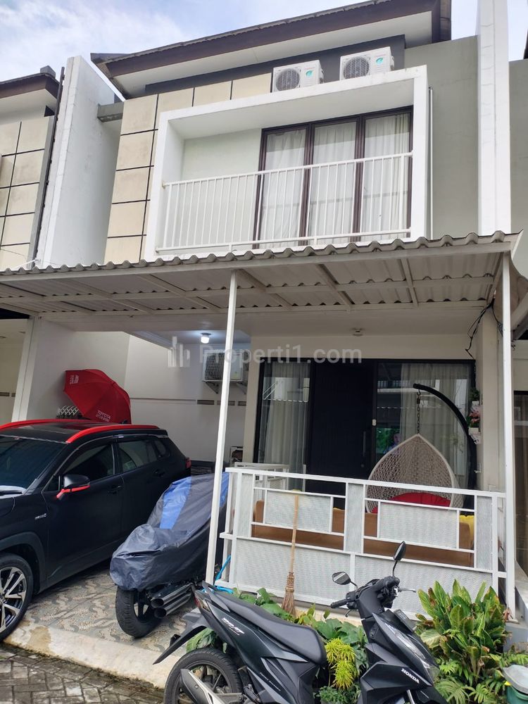 Dijual Rumah Bagus Minimalis Furnished di Bintaro Pondok Aren Tangerang