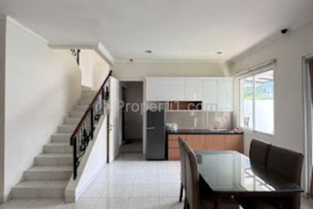 Dijual Rumah Full Furnished Cluster Frangipani de Park Bumi Serpong Damai