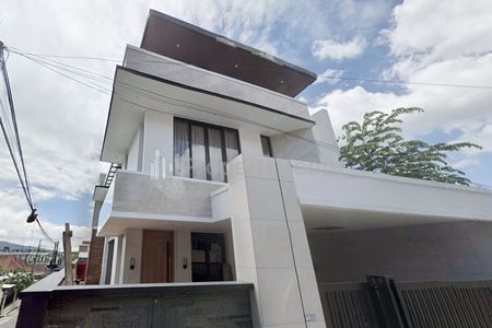 Jual Rumah Mewah Minimalis di Jalan Imam Bonjol Kota Batu