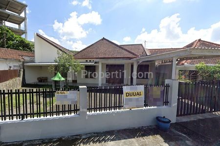 Jual Rumah Daerah Bareng Kota Malang Strategis SHM