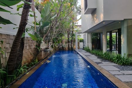 Dijual Rumah Modern dengan Private Pool, di Cipete, Jakarta Selatan