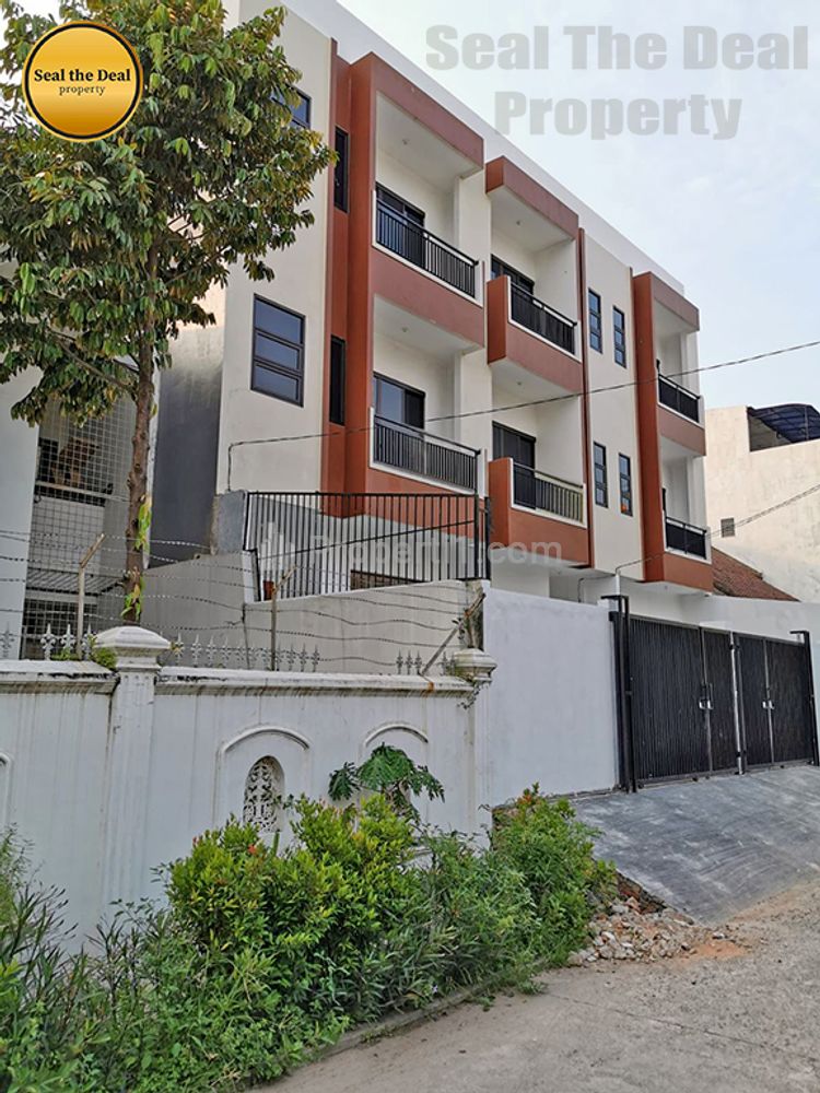 Dijual Rumah di Daerah Petamburan Grogol Jakarta Barat STDN0138