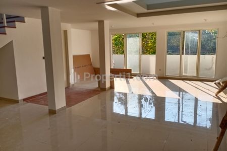 Dijual Rumah Siap Huni Semi Furnish 2 Lantai di Uluwatu, Badung, Bali. Siap Huni Dekat Area Wisata