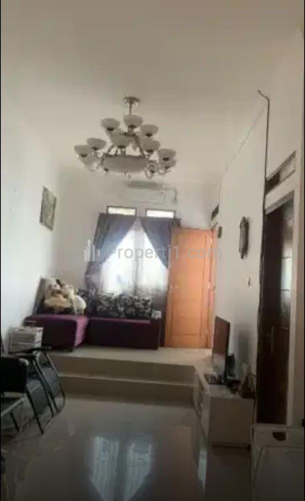 Dijual Rumah 2 Lantai di Kalibata, Jakarta Selatan Nego