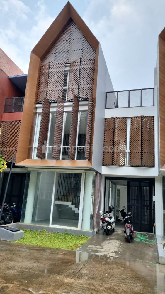 Jual Rumah Siap Huni Murah Cluster Pejaten, Dekat Pejaten Village, TB Simatupang, Ragunan, Kemang, Gonzaga, Kec. Mampang Prapatan, Jakarta Selatan