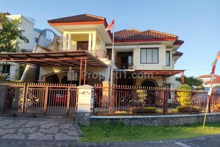 Jual Rumah Mewah di Komplek Villa Bukit Mas Monaco Surabaya