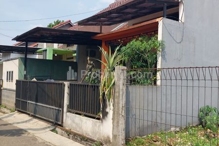 Tampak dari depan unit rumah