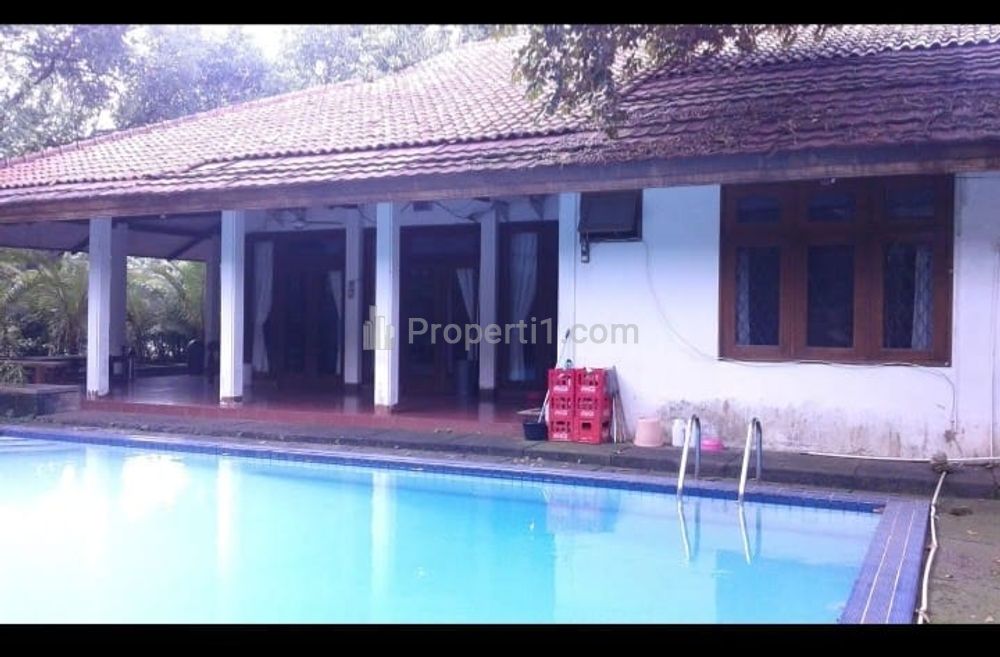 Jual Rumah Besar Murah Cluster, Raya Abdul Majid, Kolam Renang, Dekat Antasari, Fatmawati, Kemang, Kel. Cipete Utara, Kec. Cilandak, Jakarta Selatan