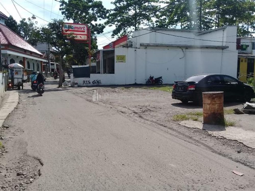 Jual Cepat Tanah Matang Pinggirjalan Raya Sayang Dikawasan Pendidikan Jatinangor Cocok Untuk Komersial Area