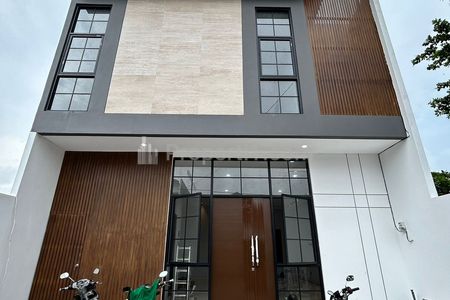 Rumah Dijual di Sutorejo Timur Surabaya Timur - Modern Tropical  Brand New House