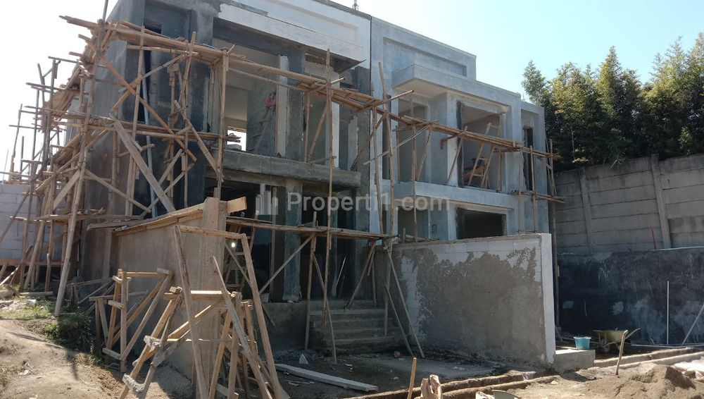 Dijual  Rumah Baru 2 Lantai Bisa KPR di Lembang Highland Bandung Barat