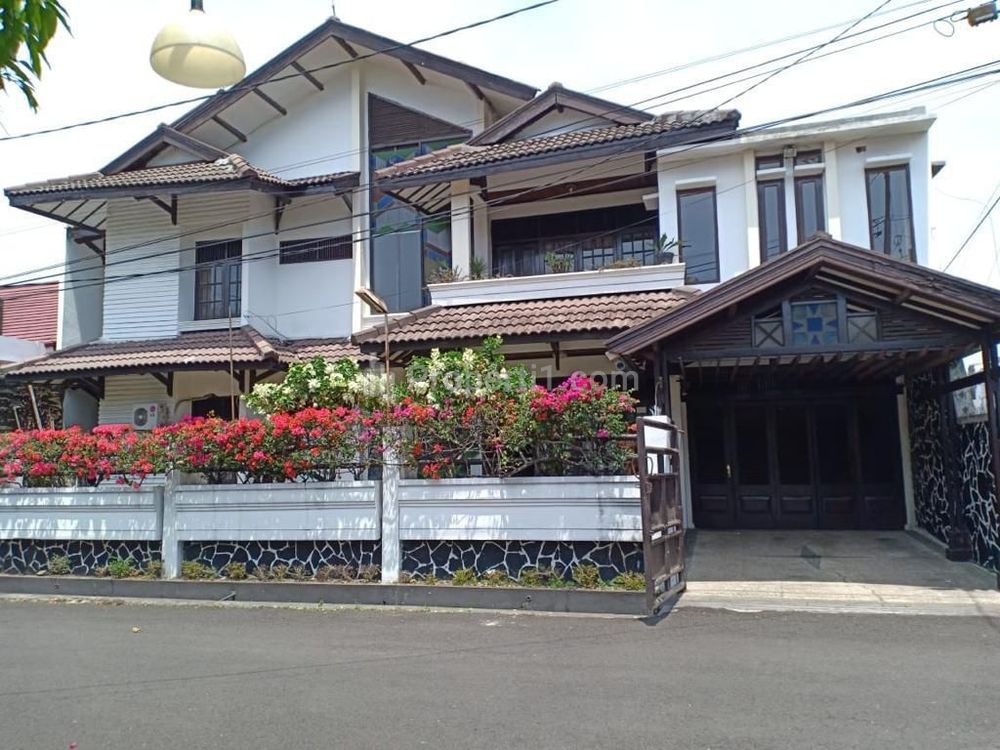Jual Cepat Rumah Luas di Cijagra Buah Batu Kota Bandung