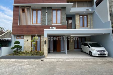 Dijual Rumah Baru Modern 2 Lantai Semi Furnish Dalam Cluster Gedongkuning Selatan Bantul Yogyakarta