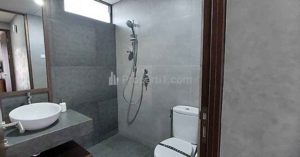 Dijual Rumah Mewah 2 Lantai, Lebar 7 Meter, 2 Kamar Tidur di Denpasar Timur Bali