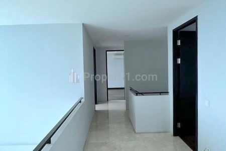 Dijual Apartemen Satu 8 Residence Kedoya 2 Lantai Kosongan Luas 150 m2